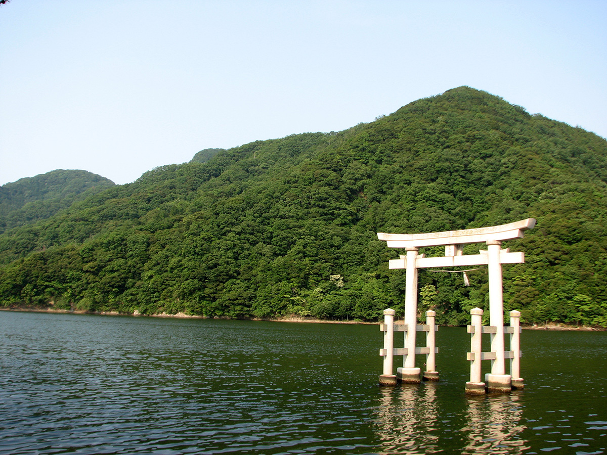 楽々浦湾（ささうらわん）